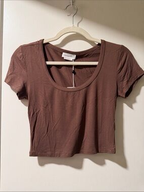 Scoop Neck Crop Top